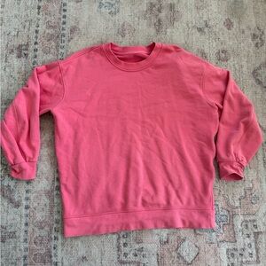 Perfectly oversized crew